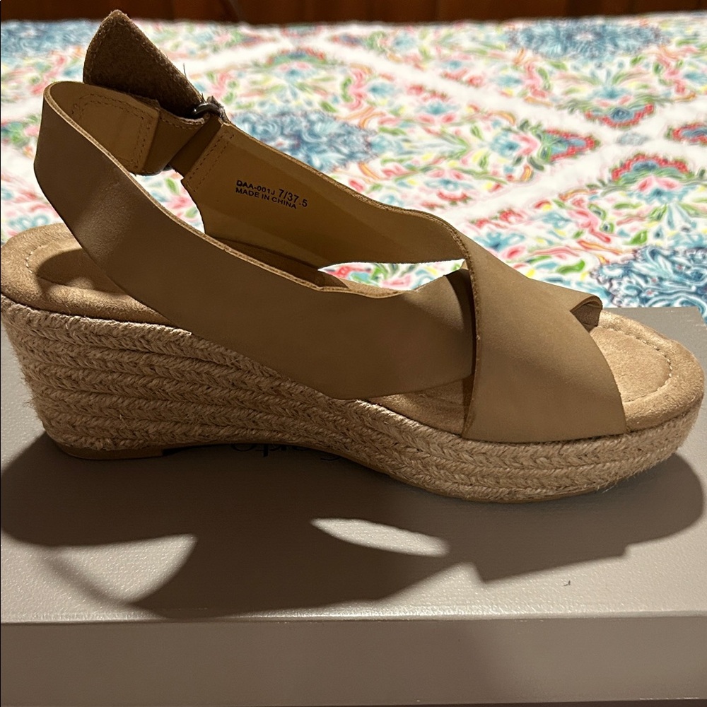 CL by Laundry Tan Wedge Sandals